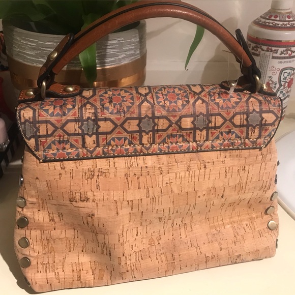 Artisan’s handmade bag unique and elegant - Picture 2 of 5